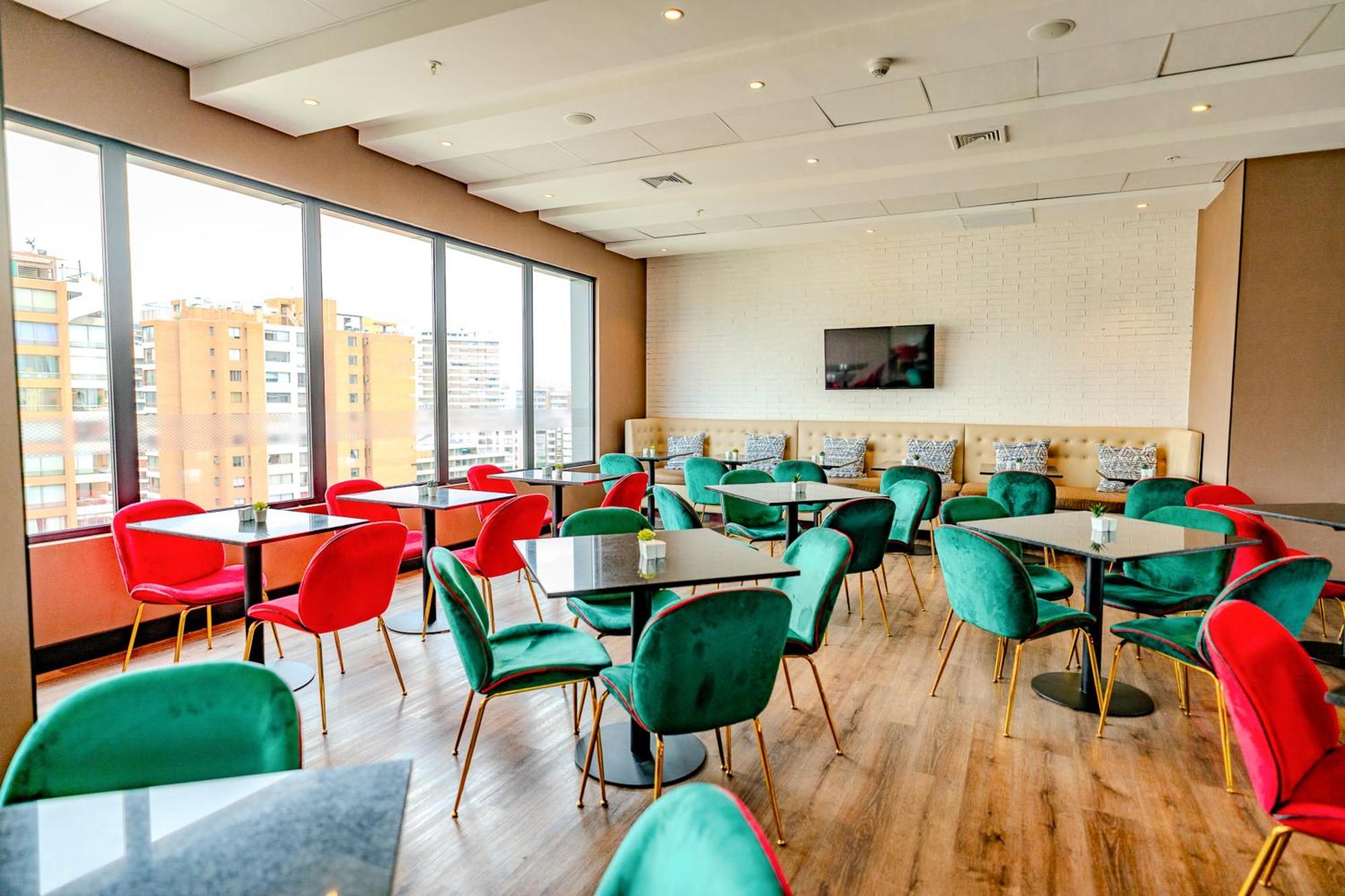 Hotel Hampton By Hilton Condes Santiago
